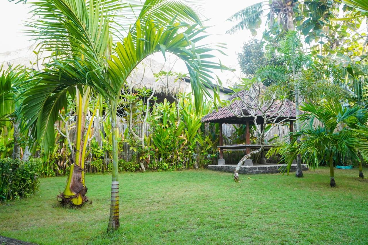 Pemuntalan Guesthouse Lembongan Exterior foto