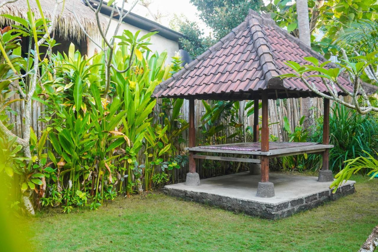 Pemuntalan Guesthouse Lembongan Exterior foto