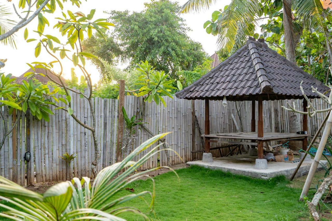 Pemuntalan Guesthouse Lembongan Exterior foto