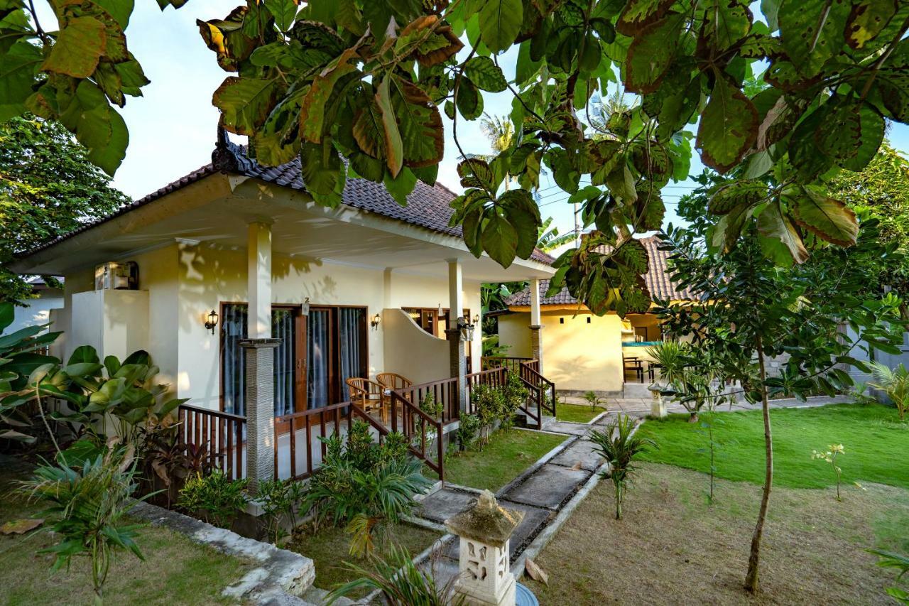 Pemuntalan Guesthouse Lembongan Exterior foto
